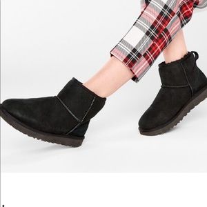 UGG Classic Mini Boots